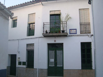 ?image=The House/FrontDoor.jpg
