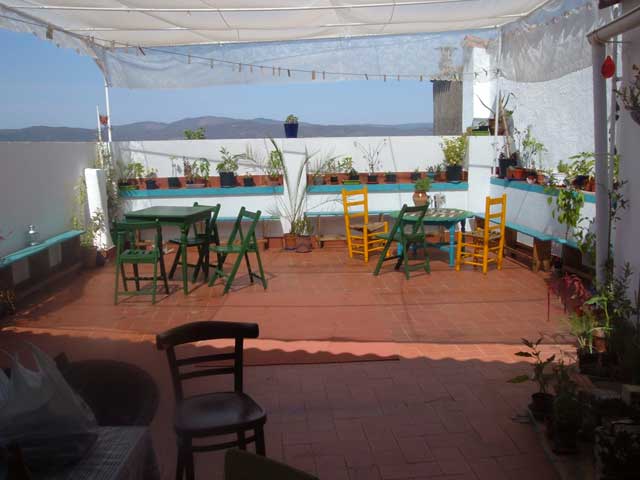 ?image=The Terrace/Awning.jpg